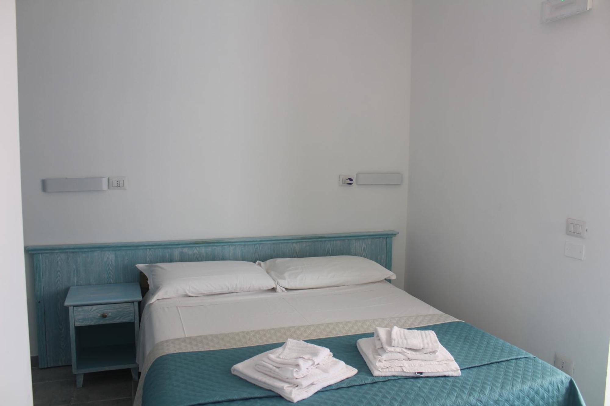 Vel Mari - Rooms On The Beach Alghero Exterior photo